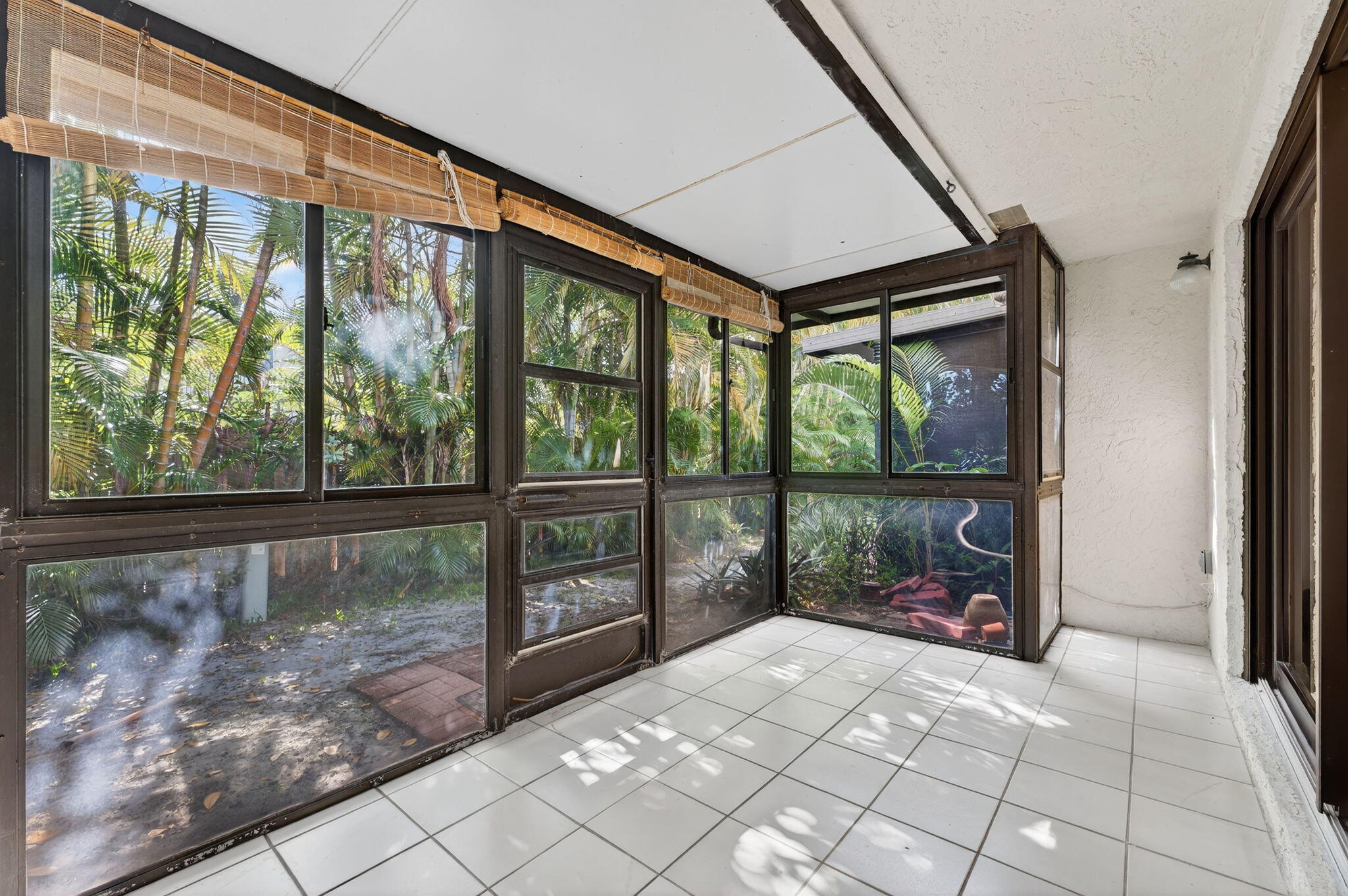 2140 Northeast 44th Street Lighthouse Point, FL 33064 - Photo 36 of 57 36-web-or-mls-36-print-DSC09979