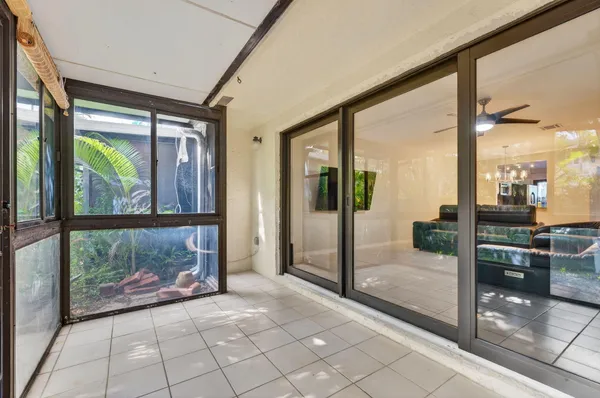 $390,000 | 2140 Northeast 44th Street, Lighthouse Point, FL 33064
