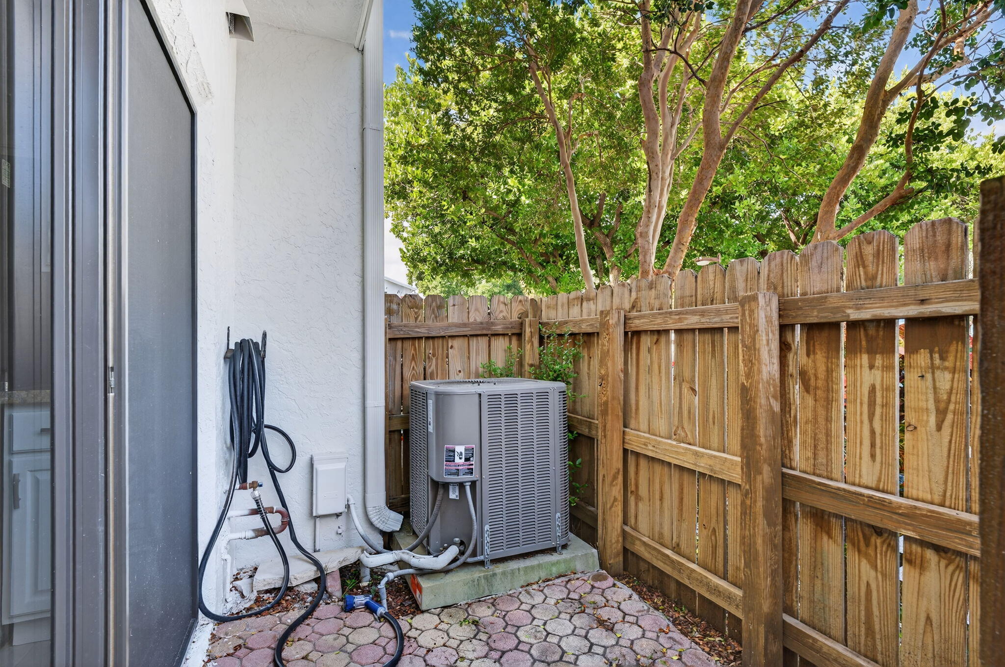 2140 Northeast 44th Street Lighthouse Point, FL 33064 - Photo 40 of 57 40-web-or-mls-40-print-DSC09884