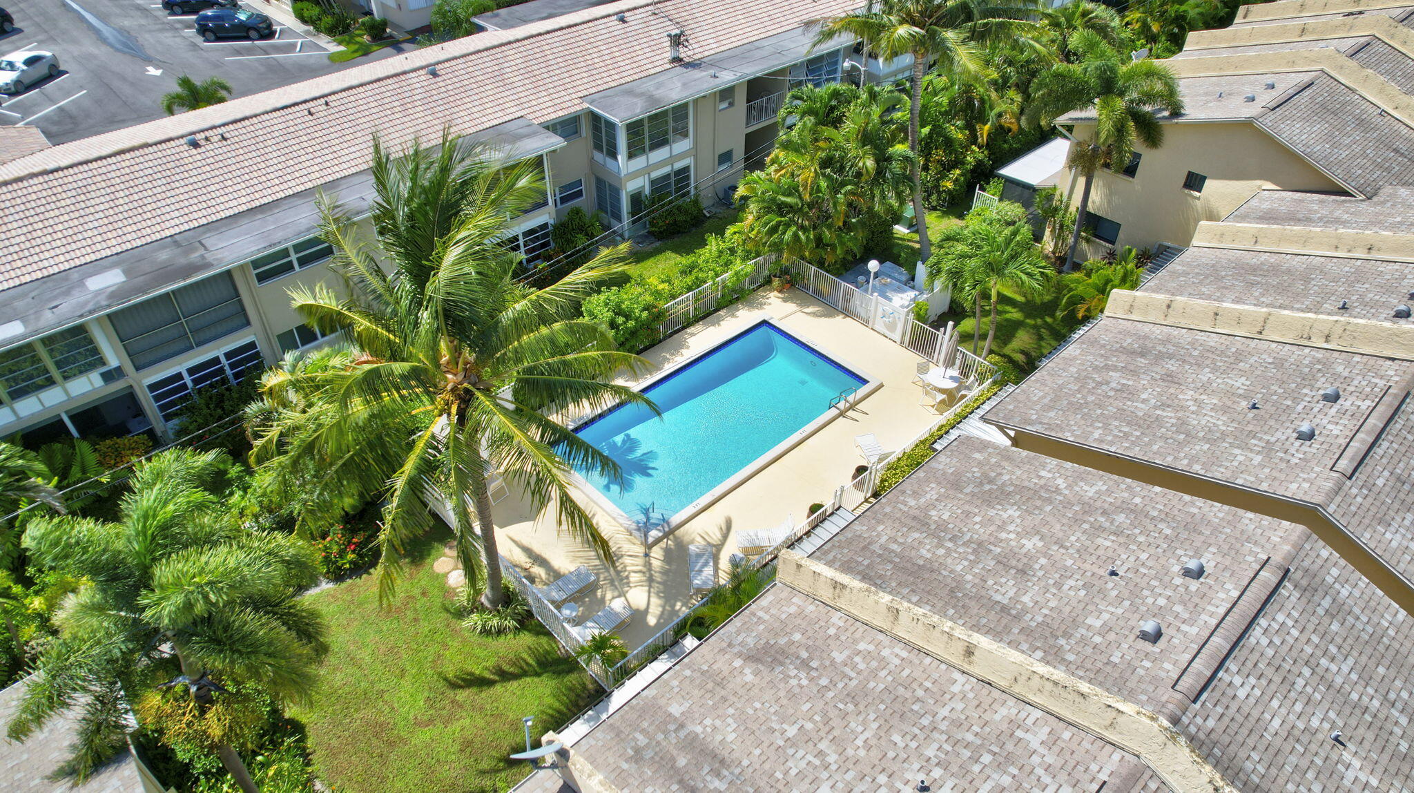 2140 Northeast 44th Street Lighthouse Point, FL 33064 - Photo 41 of 57 55-web-or-mls-01_dji_0158_59_60_61_62