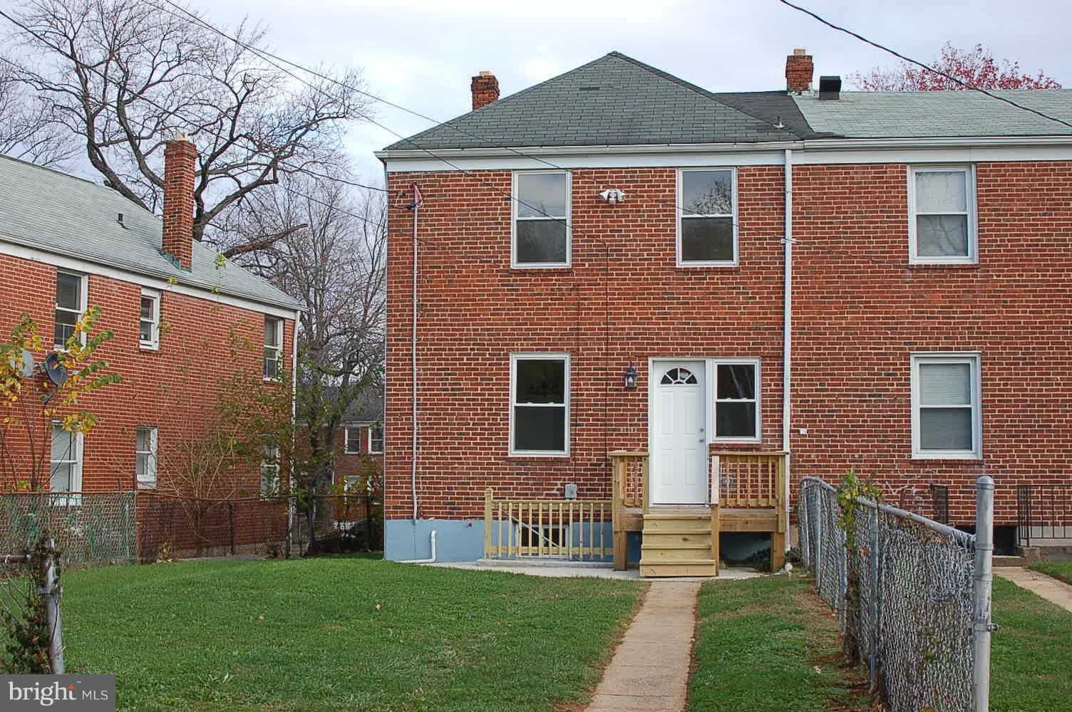 4016 Hilton Road Baltimore, MD 21215 - Photo 27 of 30 large backyard with space for parking pad