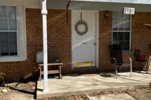 $1,400 | 1989 Gina Drive, Tallahassee, FL 32303