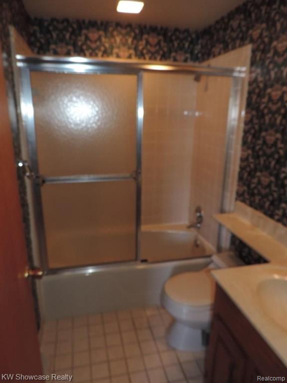 3888 Sleeth Road Commerce Township, MI 48382 - Photo 17 of 27