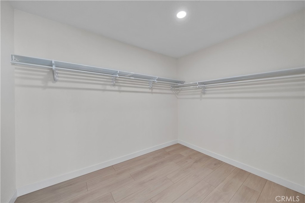 21 Lakefront Irvine, CA 92604 - Photo 25 of 39