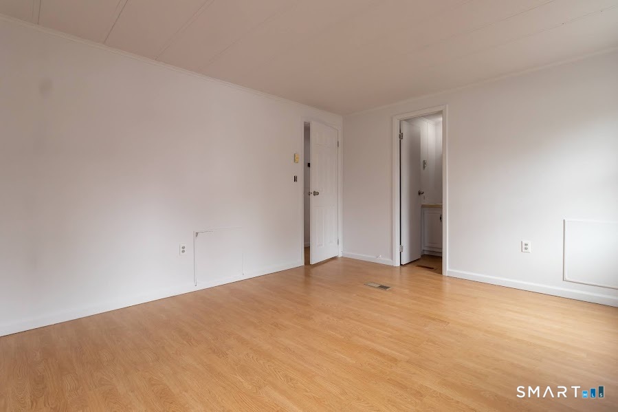 40 Matthews Street Bristol, CT 06010 - Photo 17 of 30