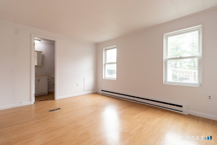 40 Matthews Street Bristol, CT 06010 - Photo 18 of 30