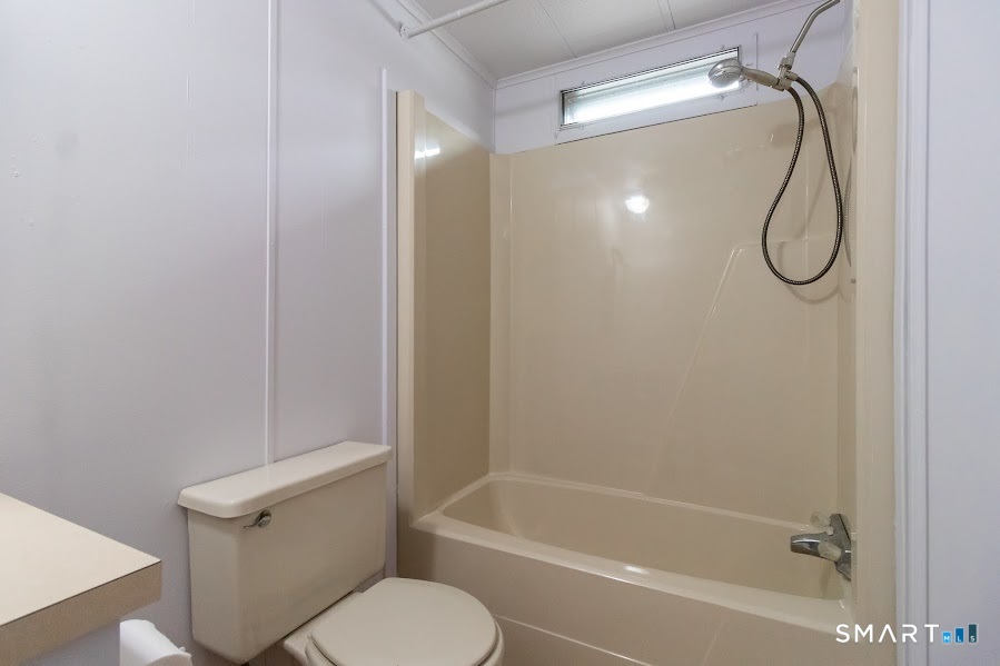 40 Matthews Street Bristol, CT 06010 - Photo 24 of 30