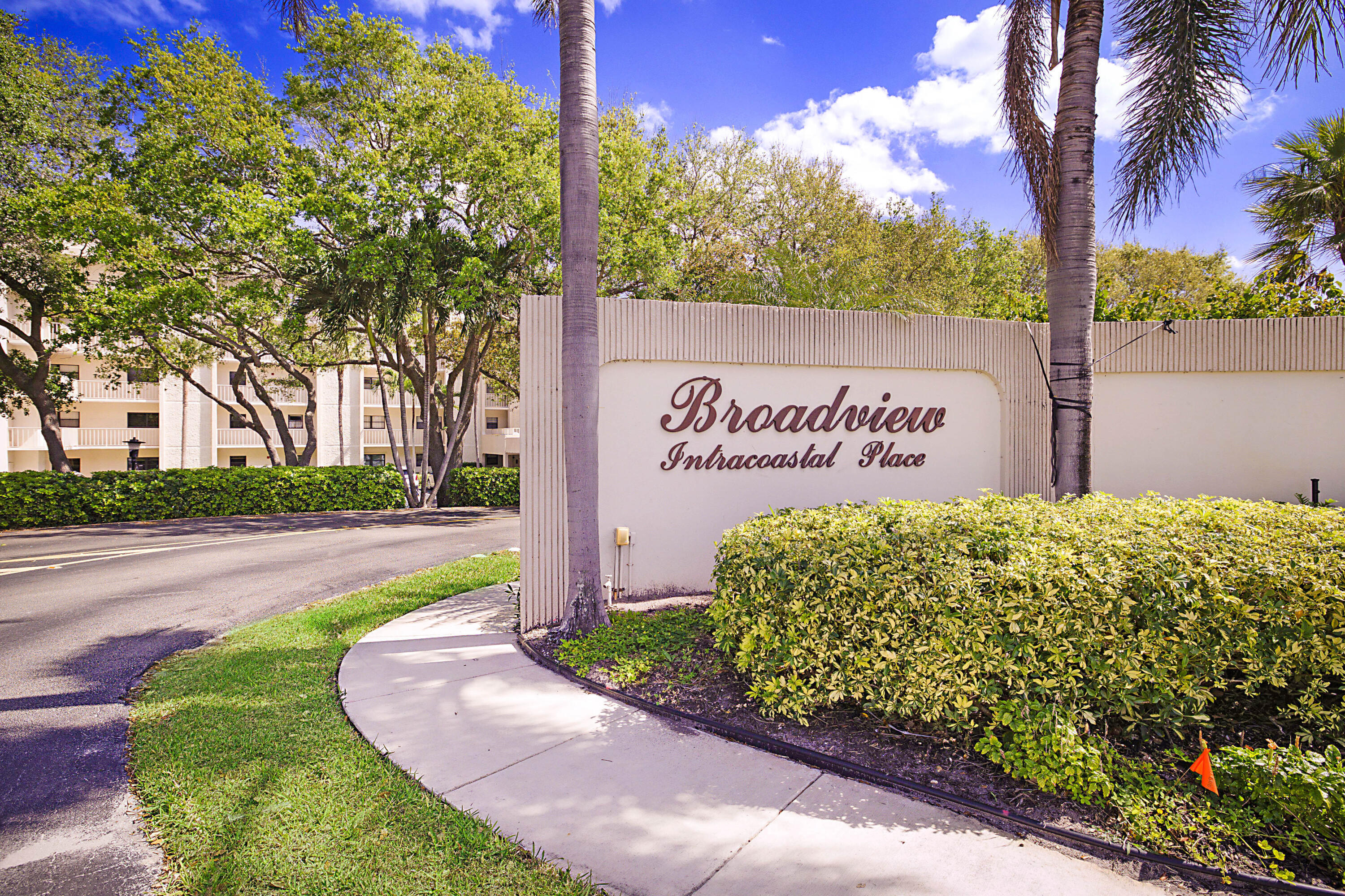 300 Intracoastal Place, Unit 101 Jupiter, FL 33469 - Photo 2 of 44 300 Intracoastal Place 101-1