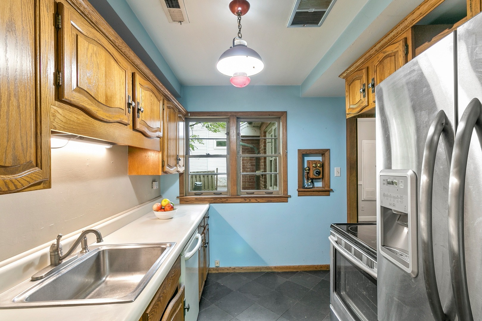 300 Fairbank Road Riverside, IL 60546 - Photo 15 of 31
