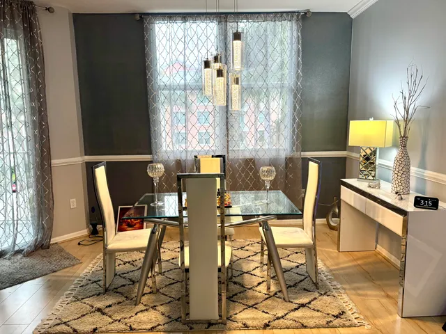 $2,700 | 802 West Windward Way, Unit 304, Lantana, FL 33462