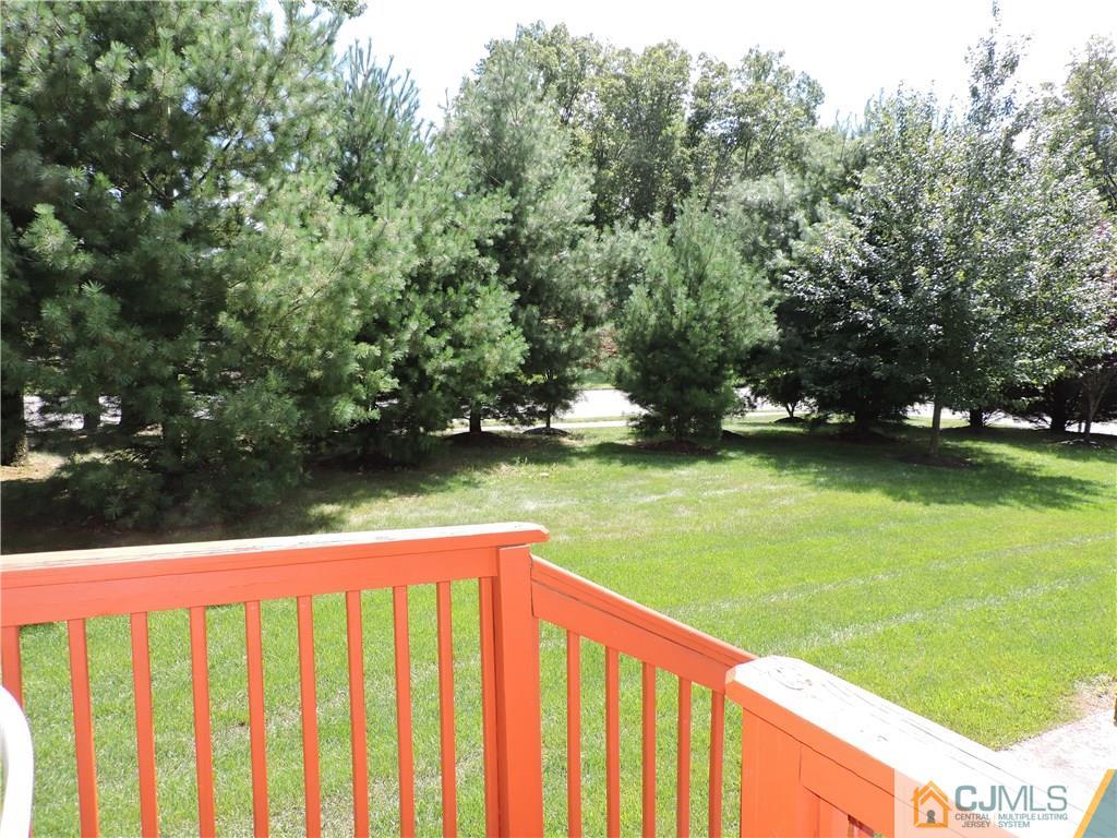 358 Hawthorne Road North Brunswick, NJ 08902 - Photo 22 of 24 Gallery Image 22