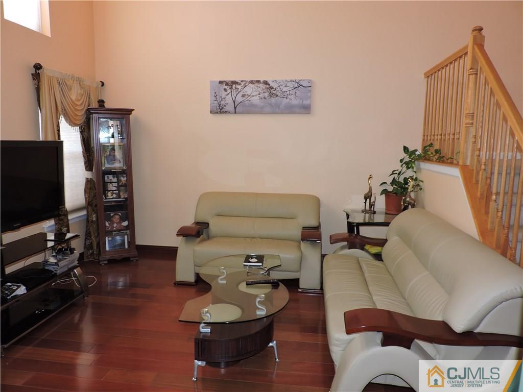 358 Hawthorne Road North Brunswick, NJ 08902 - Photo 7 of 24 Gallery Image 7