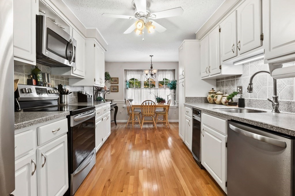 61 Village Post Road, Unit 61 Danvers, MA 01923 - Photo 17 of 40 Gallery Image 17