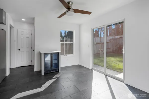 $575,000 | 12110 135th Street East, Puyallup, WA 98374