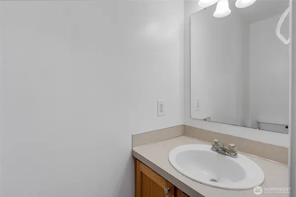 $575,000 | 12110 135th Street East, Puyallup, WA 98374