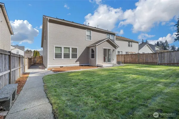 $575,000 | 12110 135th Street East, Puyallup, WA 98374