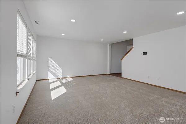 $575,000 | 12110 135th Street East, Puyallup, WA 98374