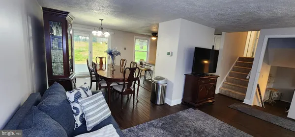 $2,800 | 4 Big Stone Court, Baltimore, MD 21228