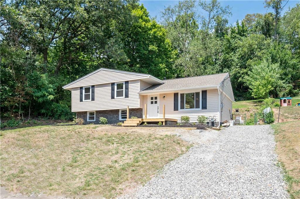 101 Rachel Street Springdale, PA 15144 - Photo 2 of 25 Gallery Image 2