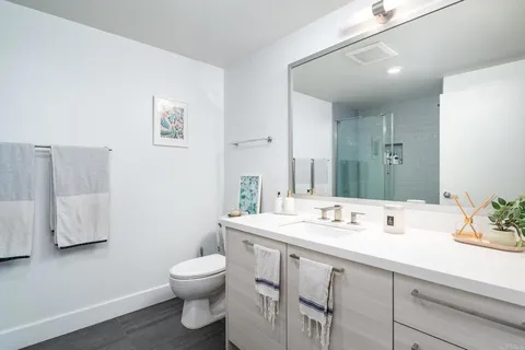 $1,365,000 | 1431 Pacific Highway, Unit 315, San Diego, CA 92101