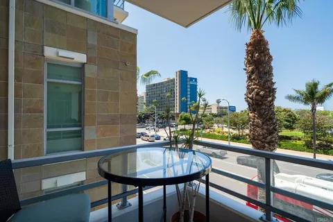 $1,365,000 | 1431 Pacific Highway, Unit 315, San Diego, CA 92101