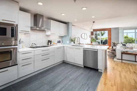 $1,365,000 | 1431 Pacific Highway, Unit 315, San Diego, CA 92101