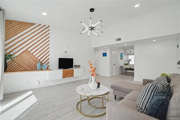 $518,000 | 20897 Serrano Creek Road, Lake Forest, CA 92630