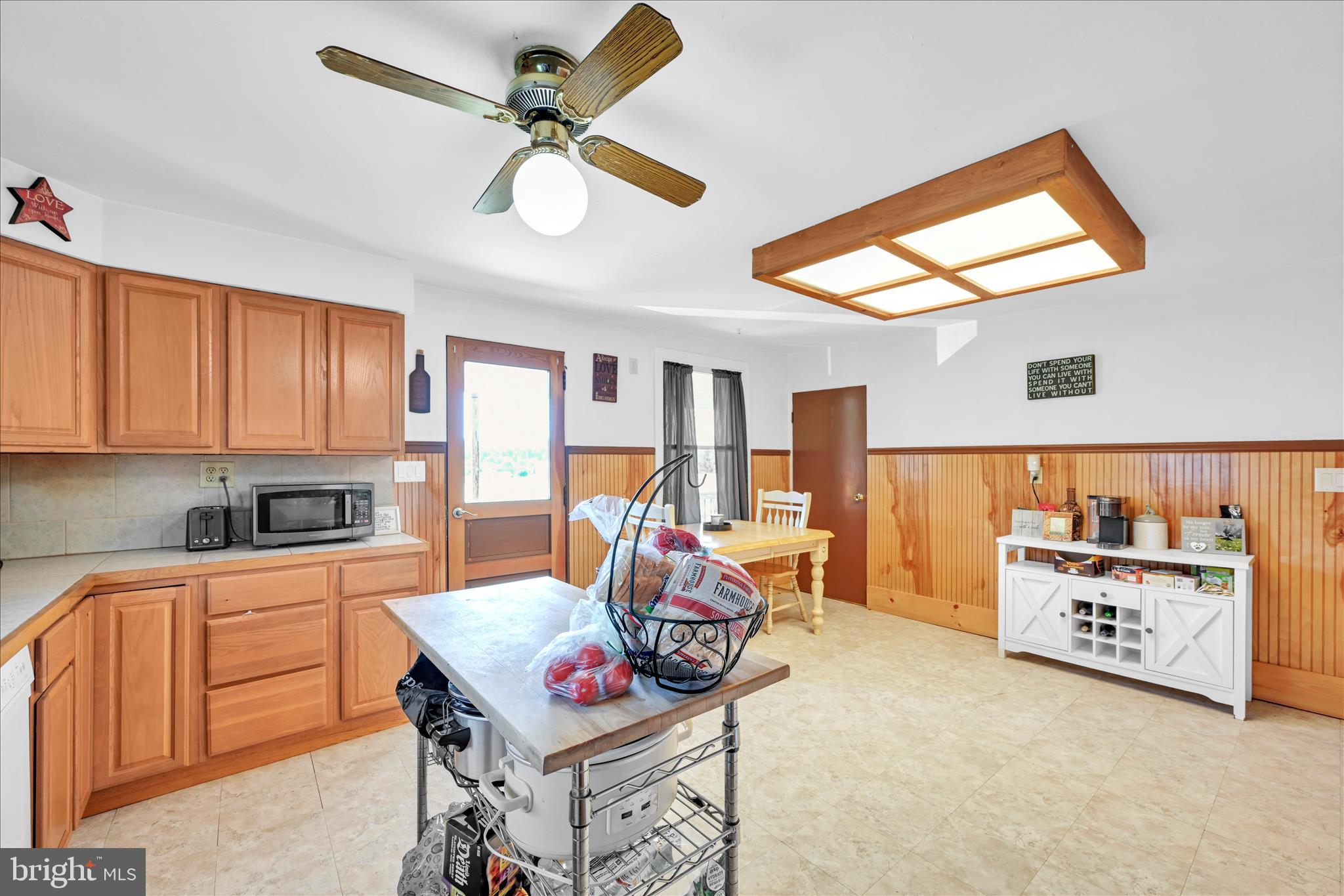 1955 South Forge Road Palmyra, PA 17078 - Photo 17 of 36 Kitchen