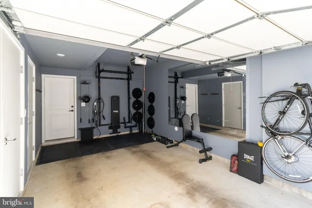 $3,300 | 935 Sycamore Drive Southeast, Washington, DC 20032