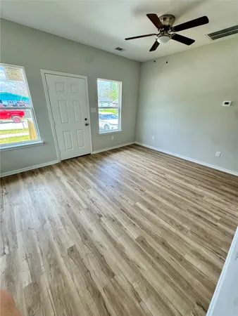 $1,200 | 103 A Lincoln Cedars Drive, Baytown, TX 77523