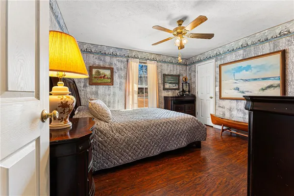 $369,900 | 281 Cherokee Drive, Fair Play, SC 29643