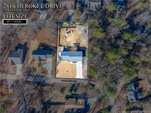 $390,000 | 281 Cherokee Drive, Fair Play, SC 29643