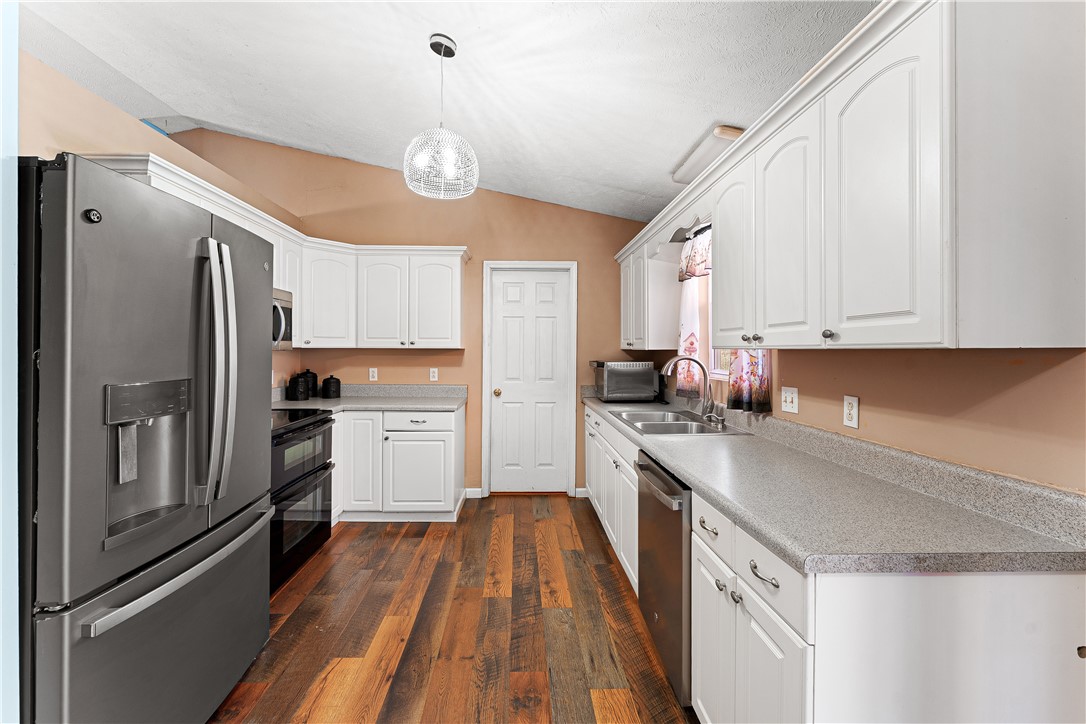 281 Cherokee Drive Fair Play, SC 29643 - Photo 3 of 29