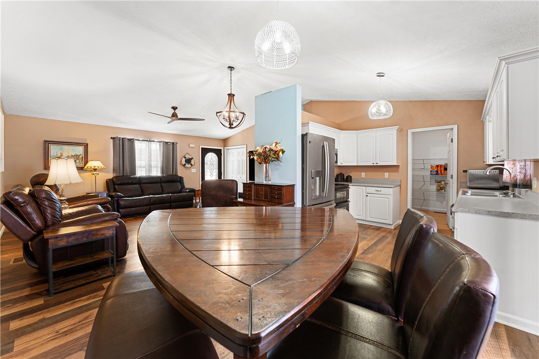 281 Cherokee Drive Fair Play, SC 29643 - Photo 10 of 29