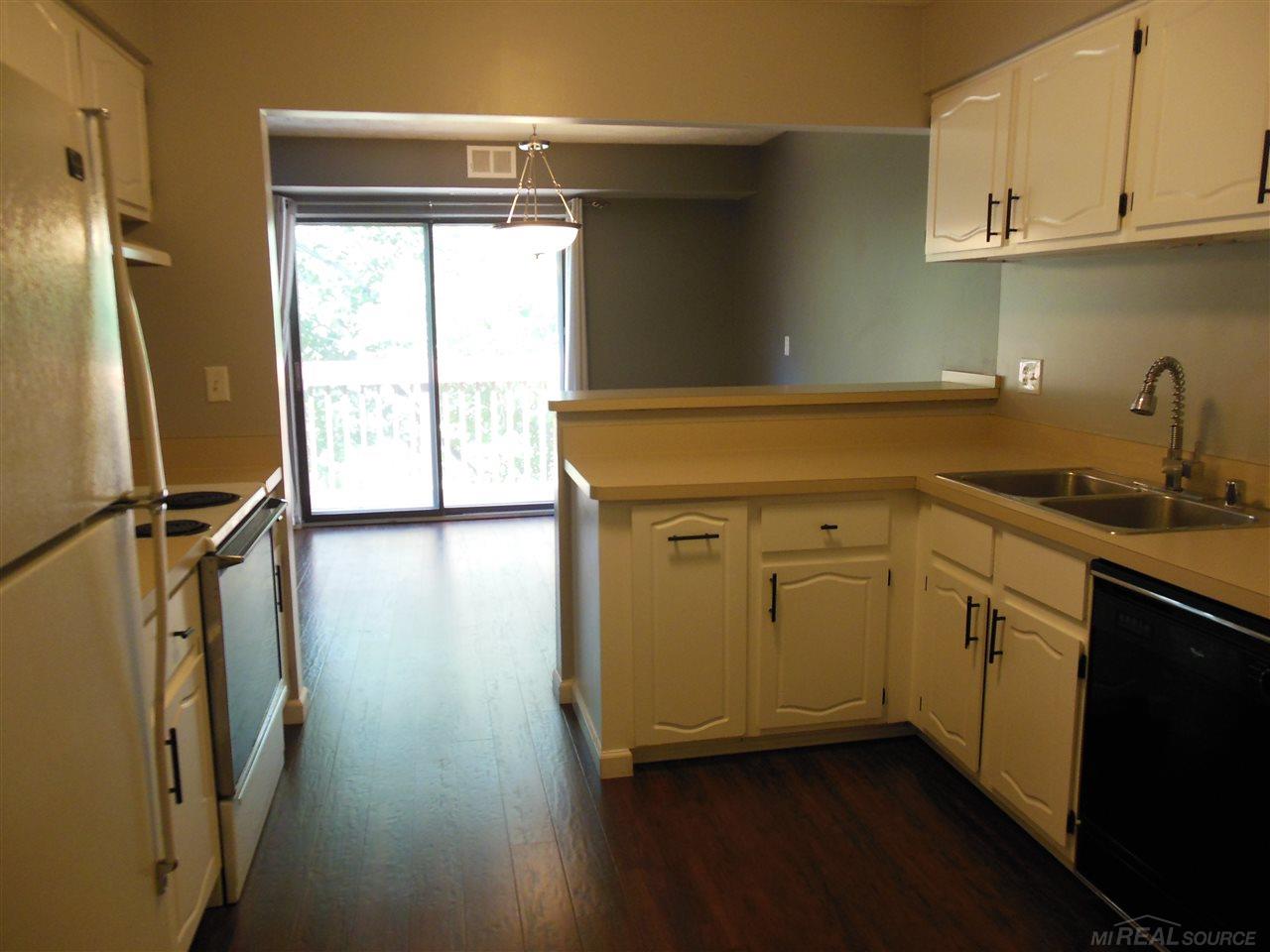 1695 Riverside Drive, Unit BUILDING 5 11 Rochester Hills, MI 48309 - Photo 18 of 26