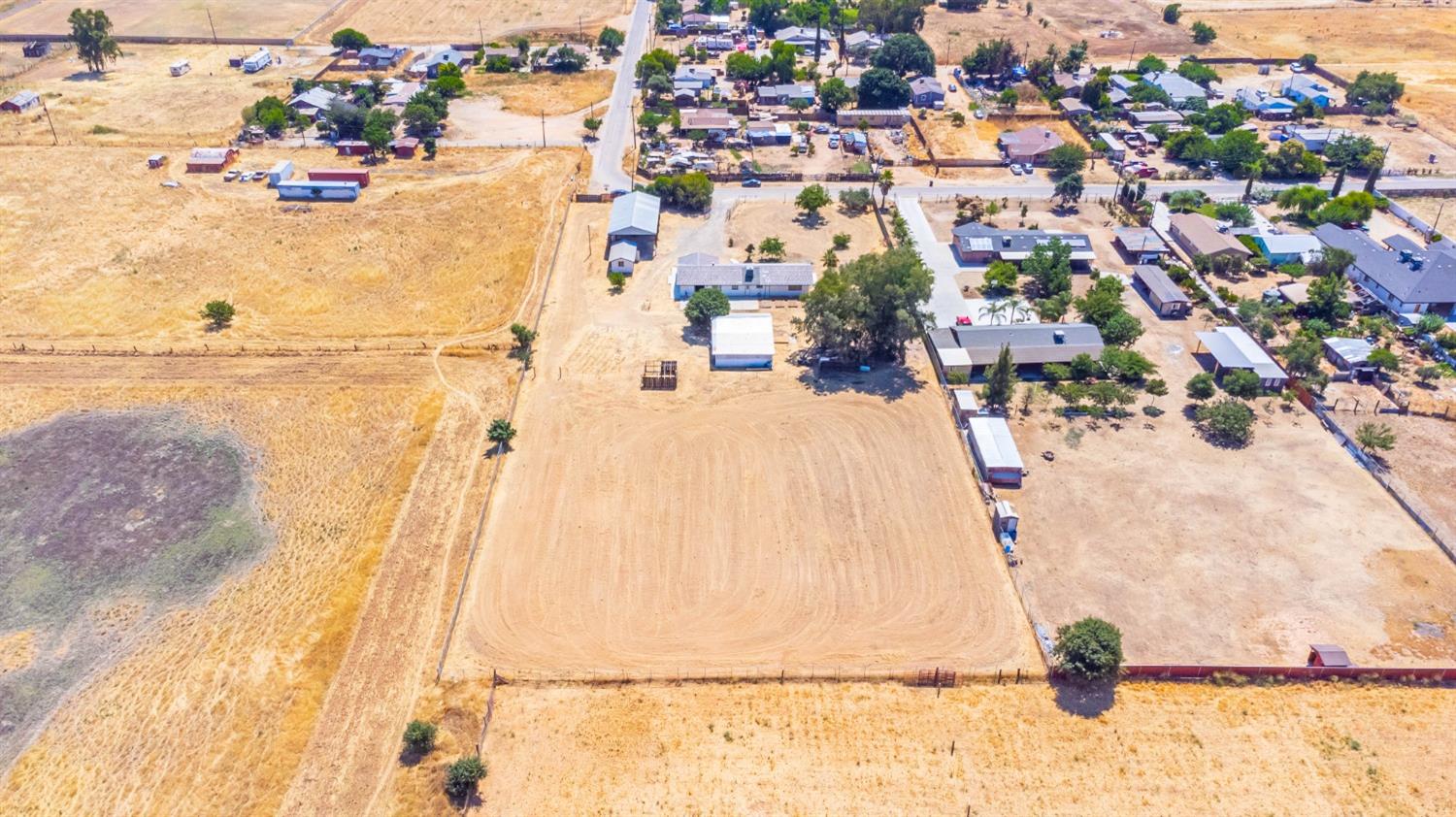 16680 Austin Street Madera, CA 93638 - Photo 20 of 40 a view of swimming pool