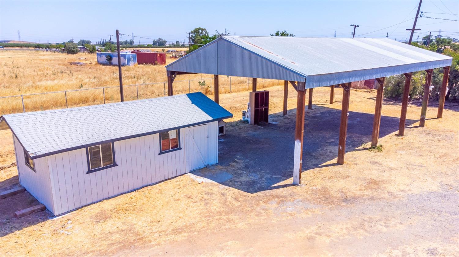 16680 Austin Street Madera, CA 93638 - Photo 25 of 40 swimming pool view with a backyard space