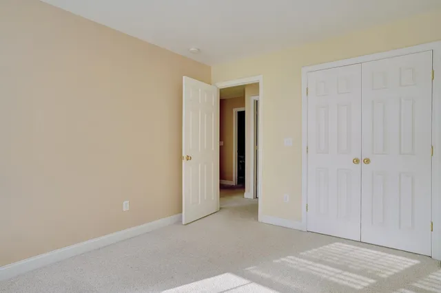 $519,900 | 31 Rosanna Drive, Dover, NH 03820