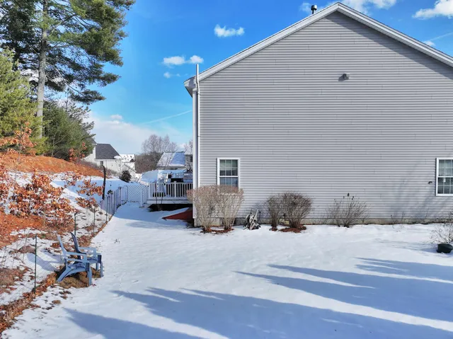 $519,900 | 31 Rosanna Drive, Dover, NH 03820