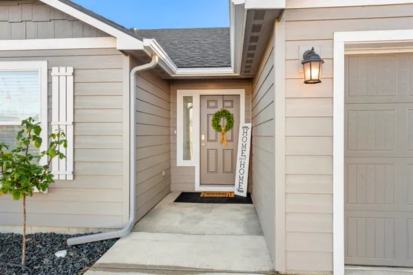 $449,999 | 1808 East C Street, Deer Park, WA 99006