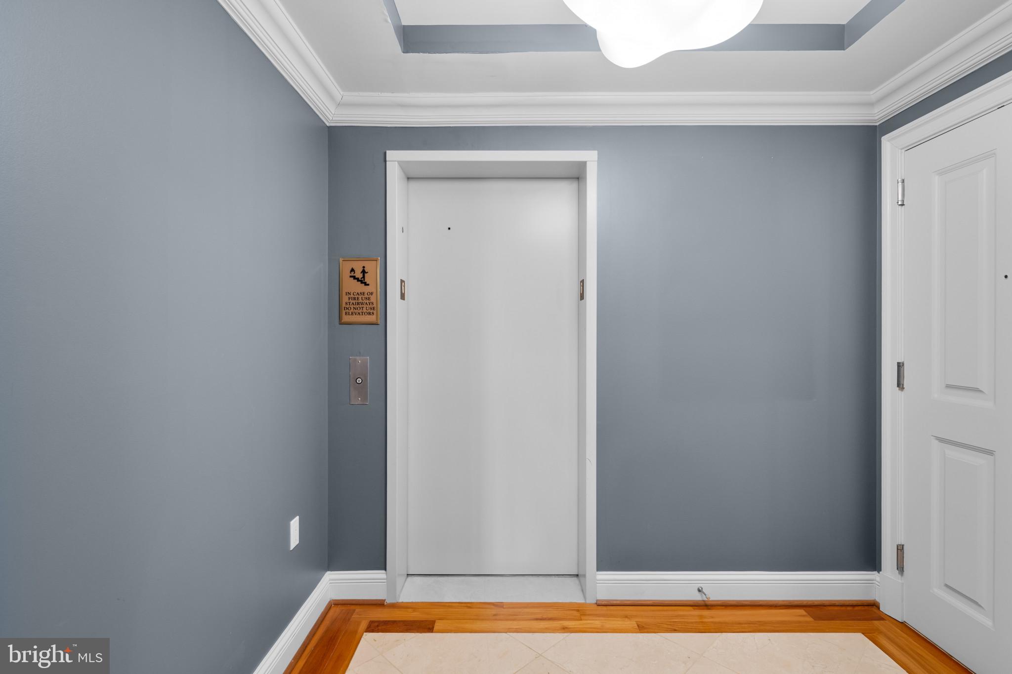 801 Key Highway, Unit P64 Baltimore, MD 21230 - Photo 31 of 52 Entry Foyer