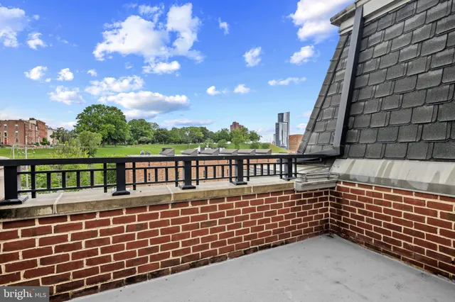 $450,000 | 801 Key Highway, Unit P64, Baltimore, MD 21230