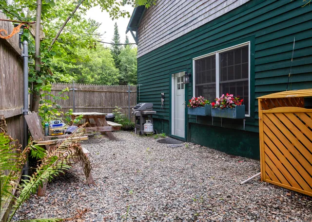 $750,000 | 5 Pond Field Lane, Mount Desert, ME 04660