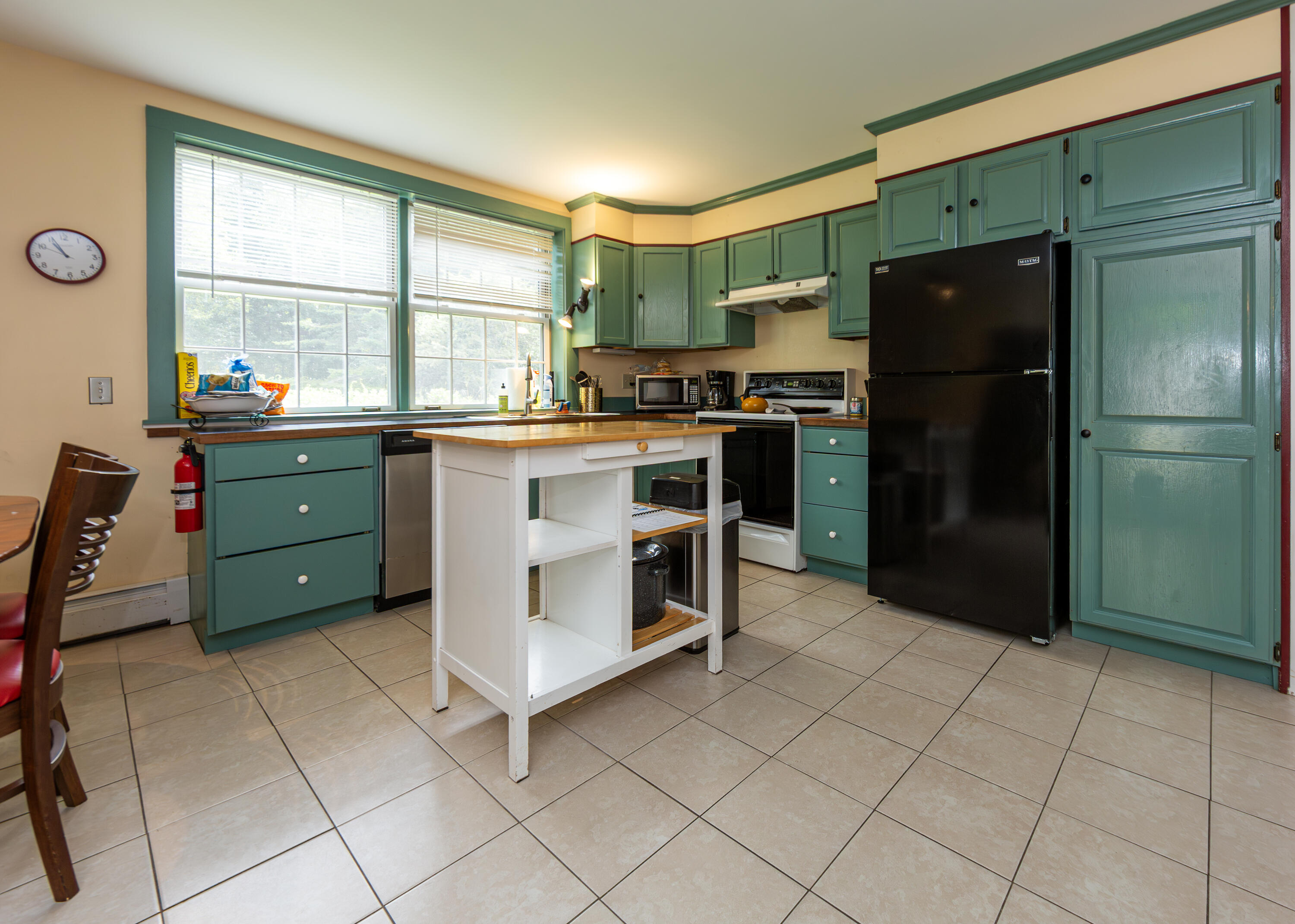 5 Pond Field Lane Mount Desert, ME 04660 - Photo 27 of 52 Apartment Kitchen