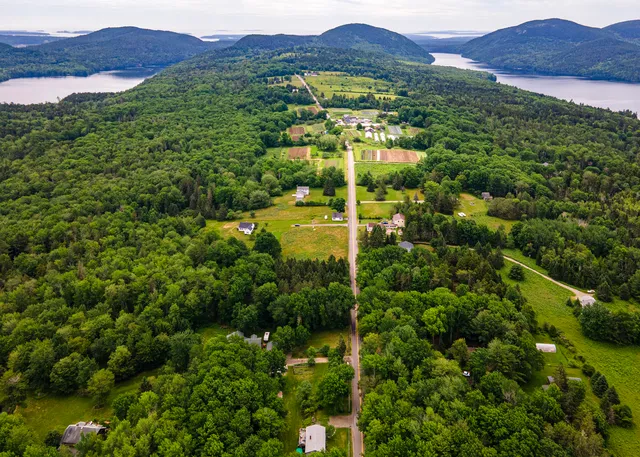 $750,000 | 5 Pond Field Lane, Mount Desert, ME 04660