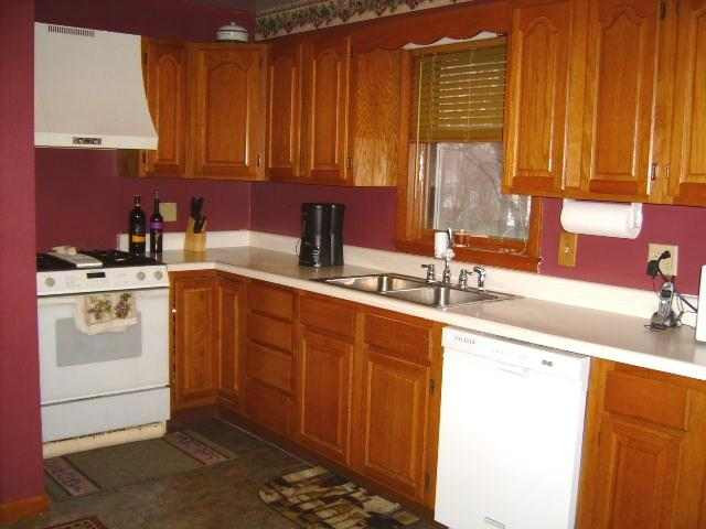 52 Lansing Road South Colonie, NY 12304 - Photo 8 of 12 Photo 8