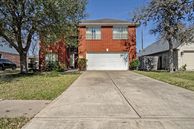 $2,200 | 16350 Mellow Oaks Lane, Sugar Land, TX 77498