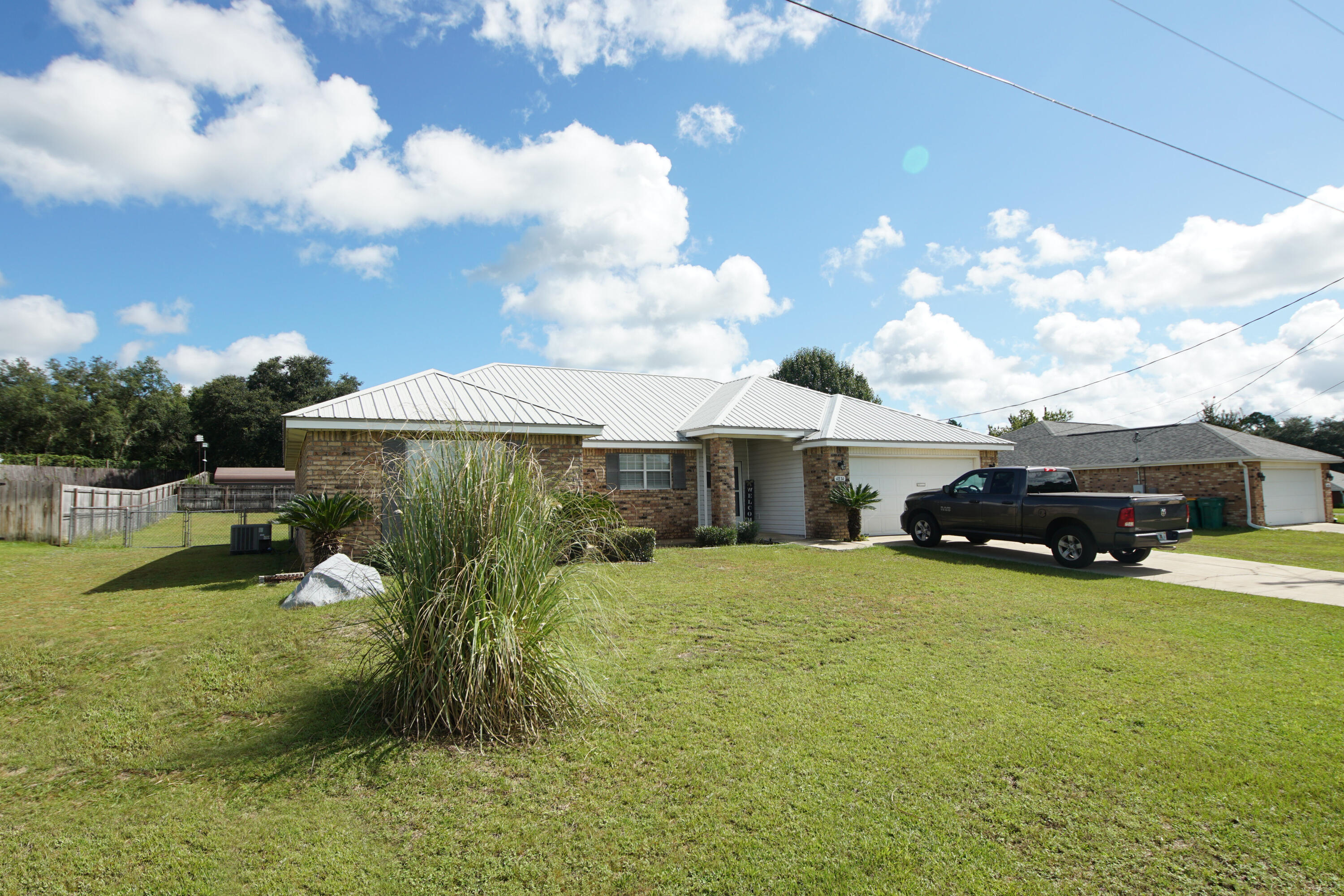 4834 Young Road Crestview, FL 32539 - Photo 3 of 41 Curb appeal