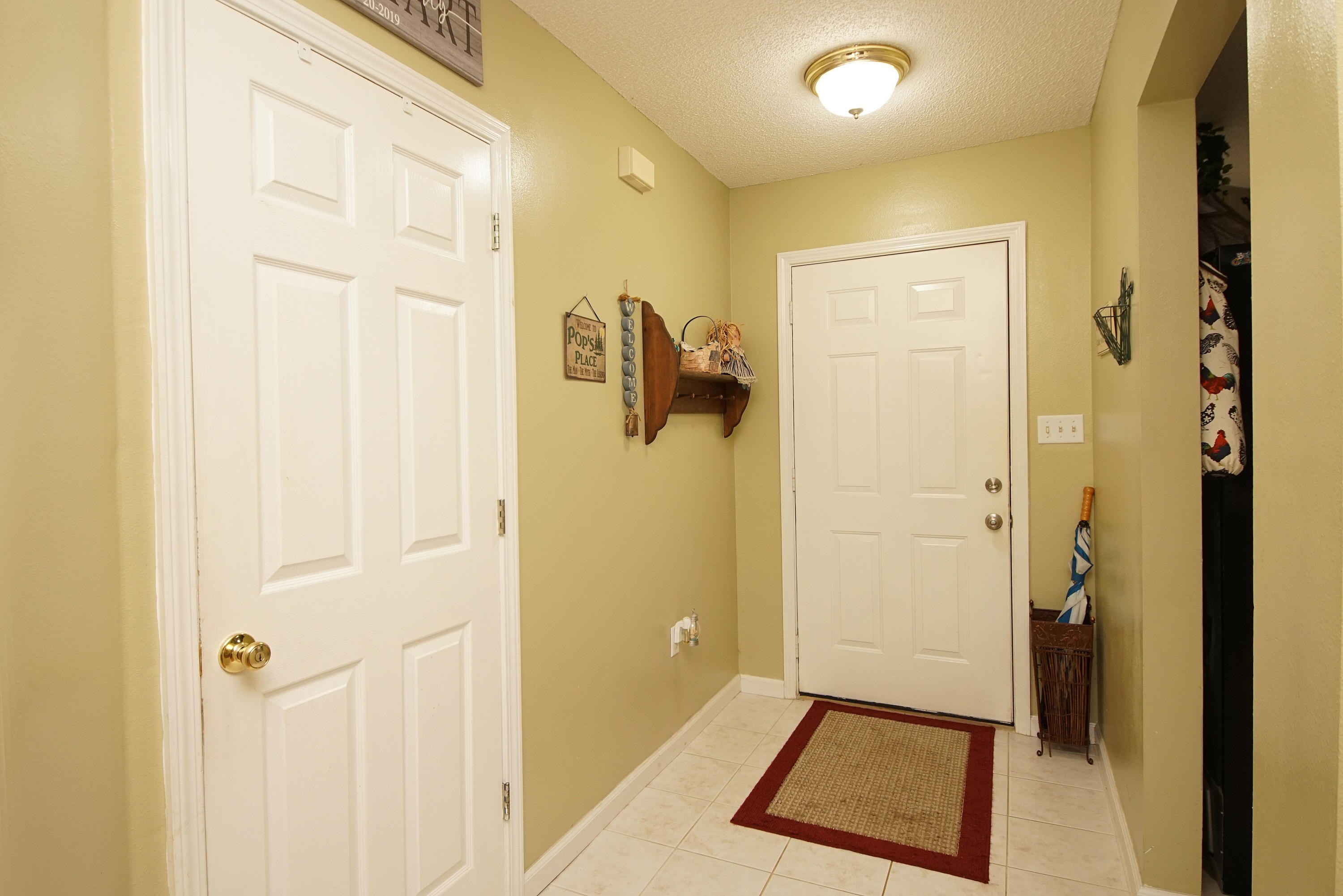 4834 Young Road Crestview, FL 32539 - Photo 7 of 41 Entry