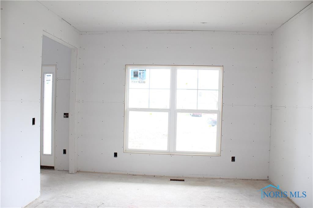 5061 Giverny Road Oregon, OH 43616 - Photo 8 of 21 Gallery Image 8